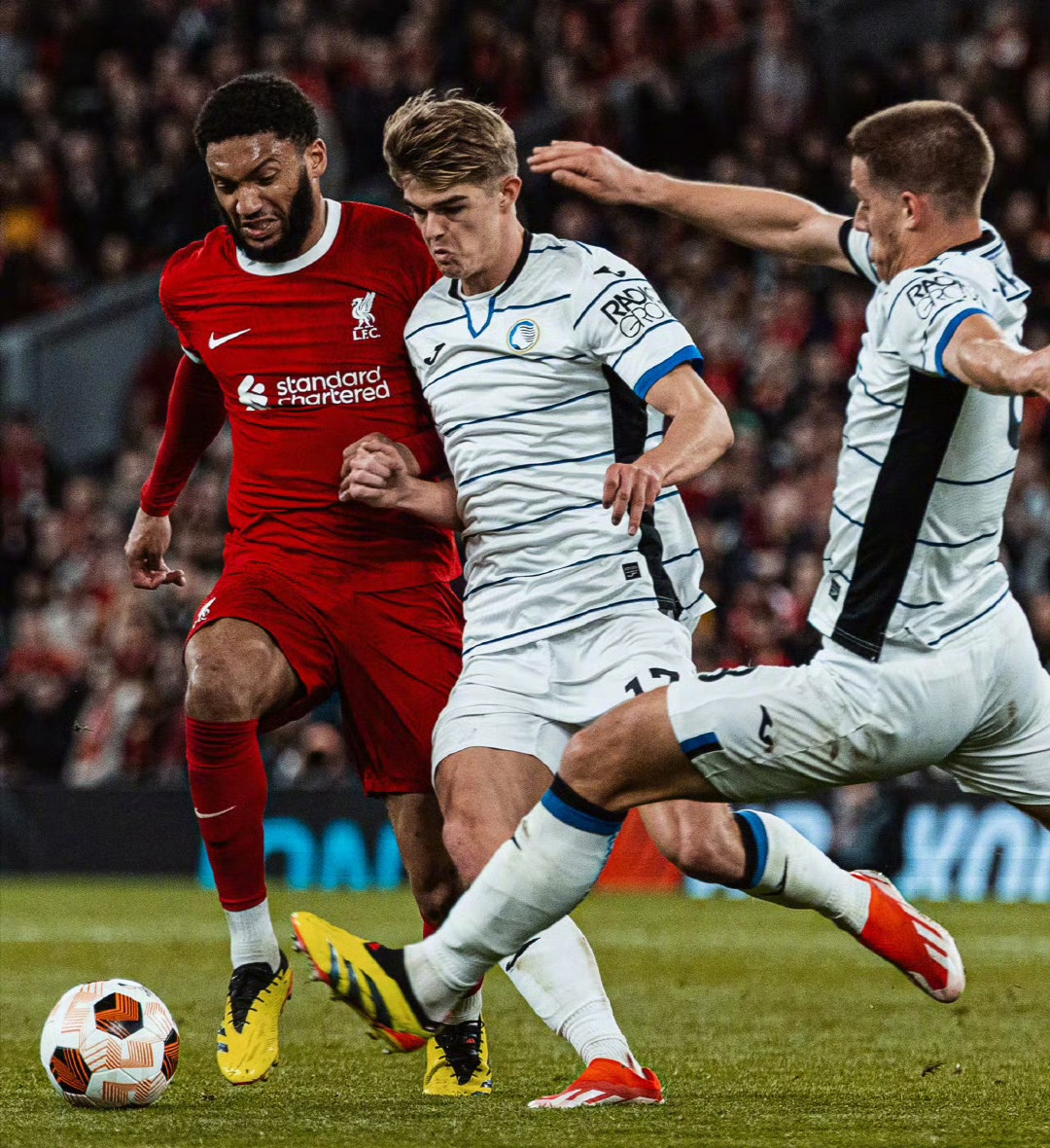 欧联国际比赛日走向成谜，利物浦手感冰凉，引发热议，年轻球员得到机会(欧联杯决赛2025决赛时间和地点是什么)