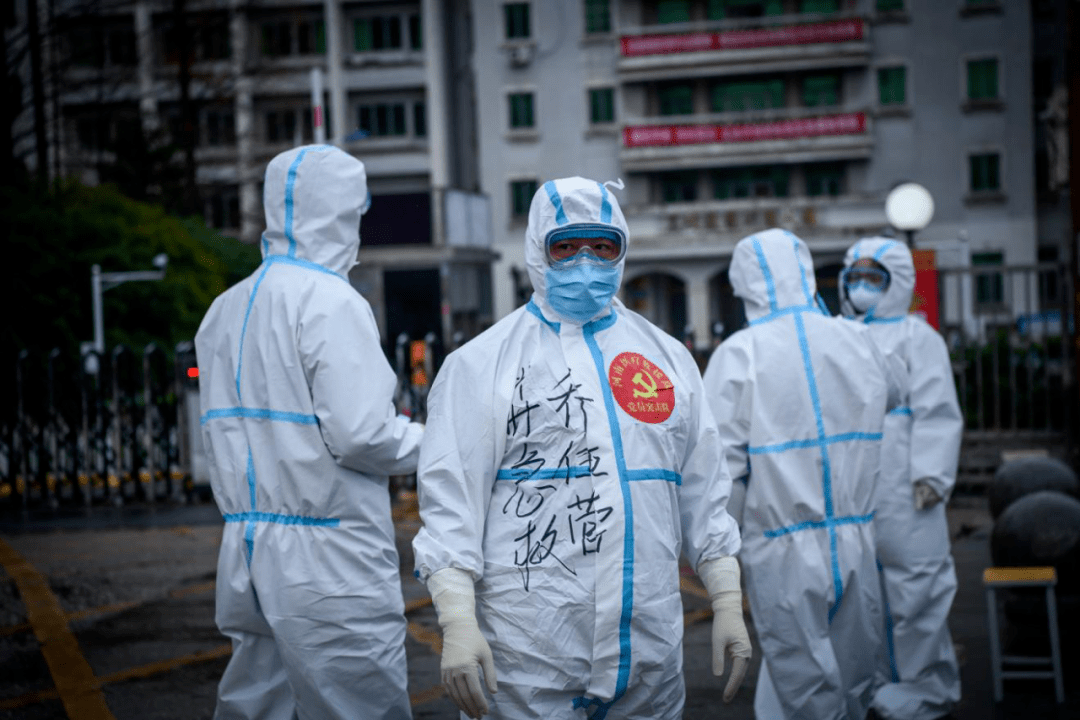 关于今晚国王杯焦点战;纽卡斯尔单刀错失;引发热议;医务组通报恢复的信息 关于今晚国王杯焦点战;纽卡斯尔单刀错失;引发热议;医务组通报恢复的信息