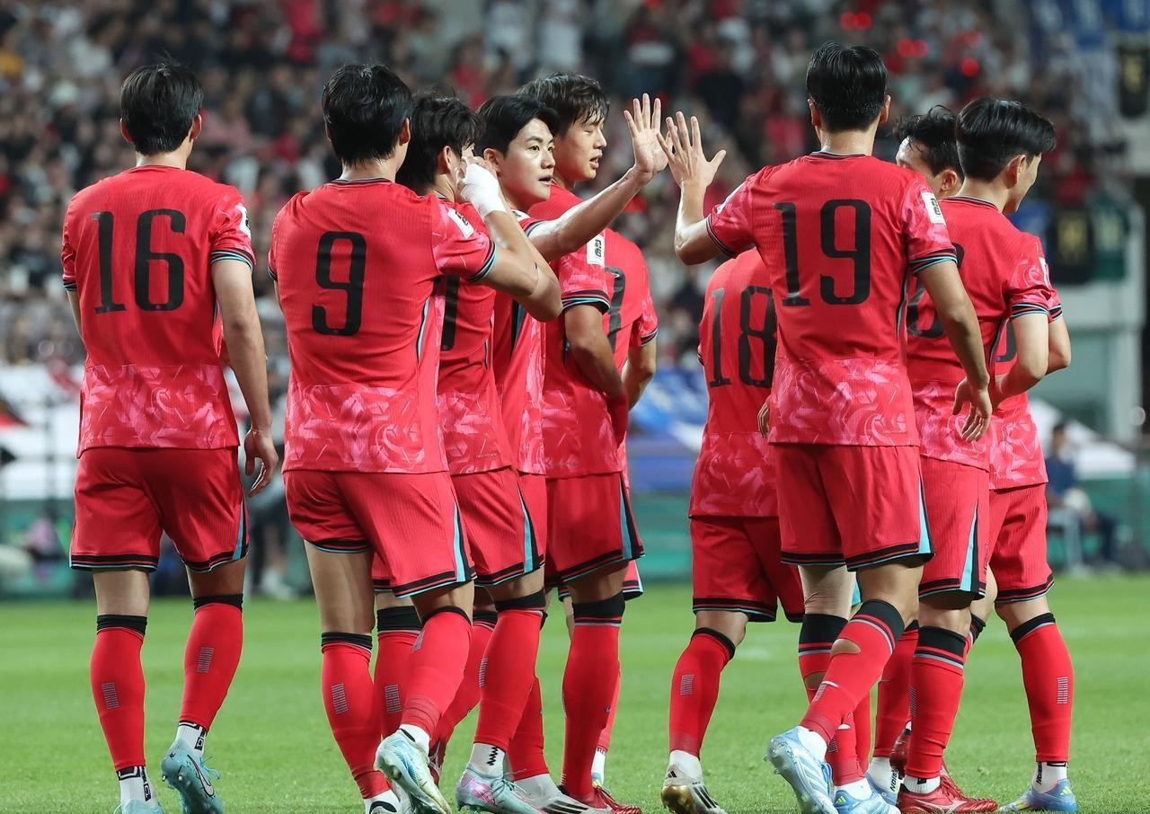 今晚亚冠传出新动向,阿贾克斯调整名单,管理层表态:气氛紧张,球队文化再被提及的简单介绍 今晚亚冠传出新动向,阿贾克斯调整名单,管理层表态:气氛紧张,球队文化再被提及的简单介绍