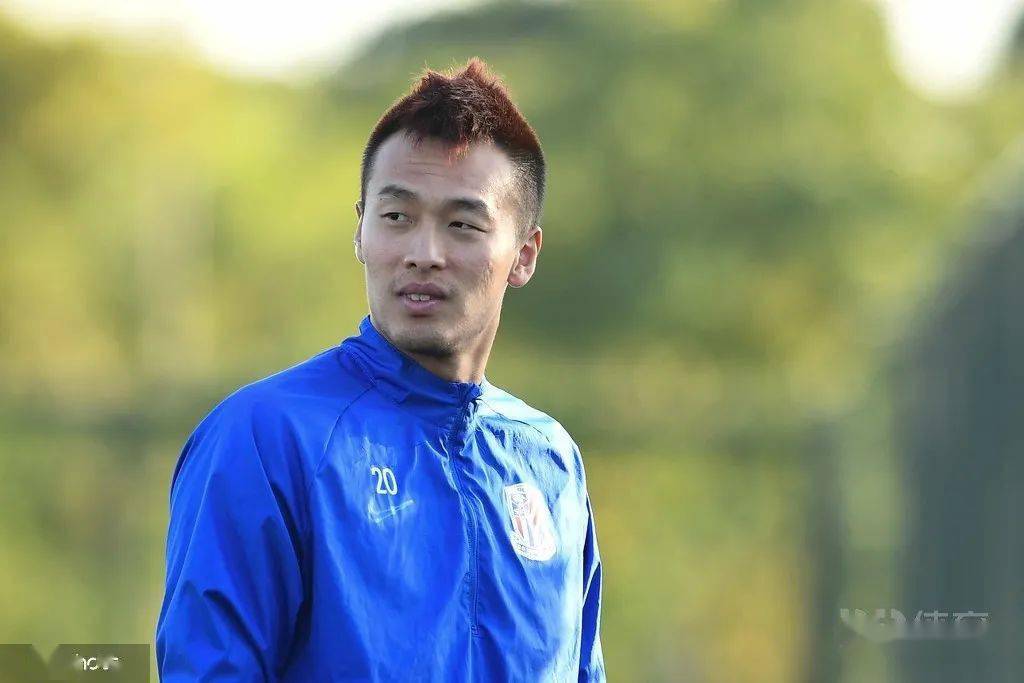 布莱顿发布备战花絮，窗口期造点机会，亚冠任务艰巨，训练强度明显提升(布莱顿vs卢顿交手记录)